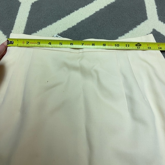 LAUREL by ESCADA Suit Blazer and Skirt 100% Wool - Picture 9 of 14